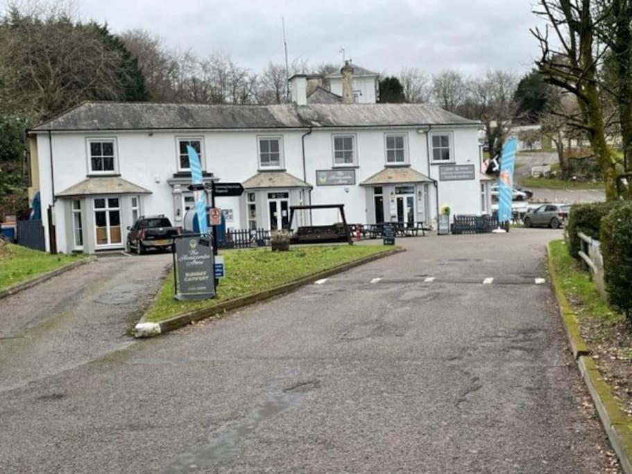 Frankie'S Holiday Lodge Gunnislake Exterior foto